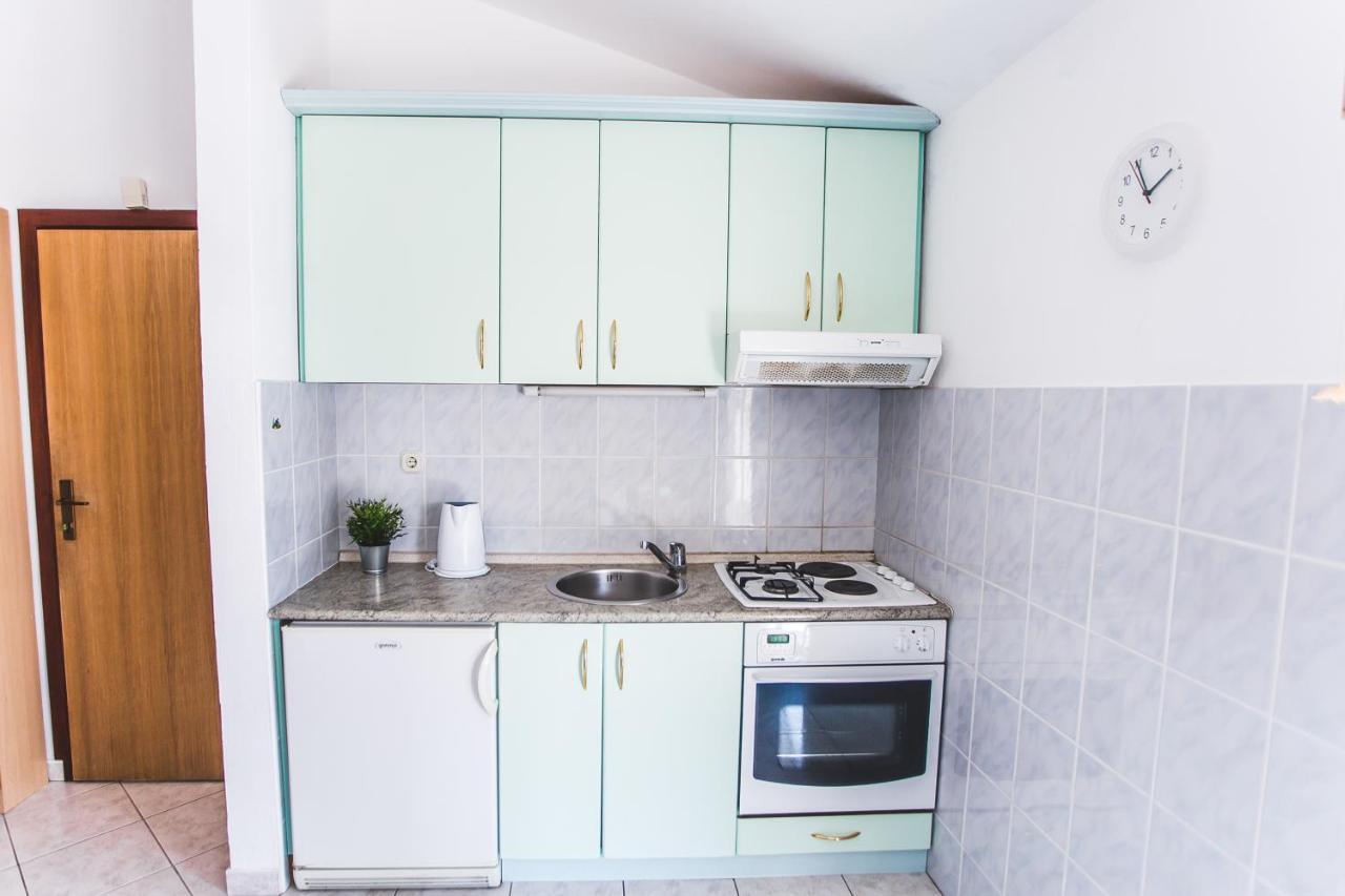 Apartmani Males Rogoznica  Dış mekan fotoğraf