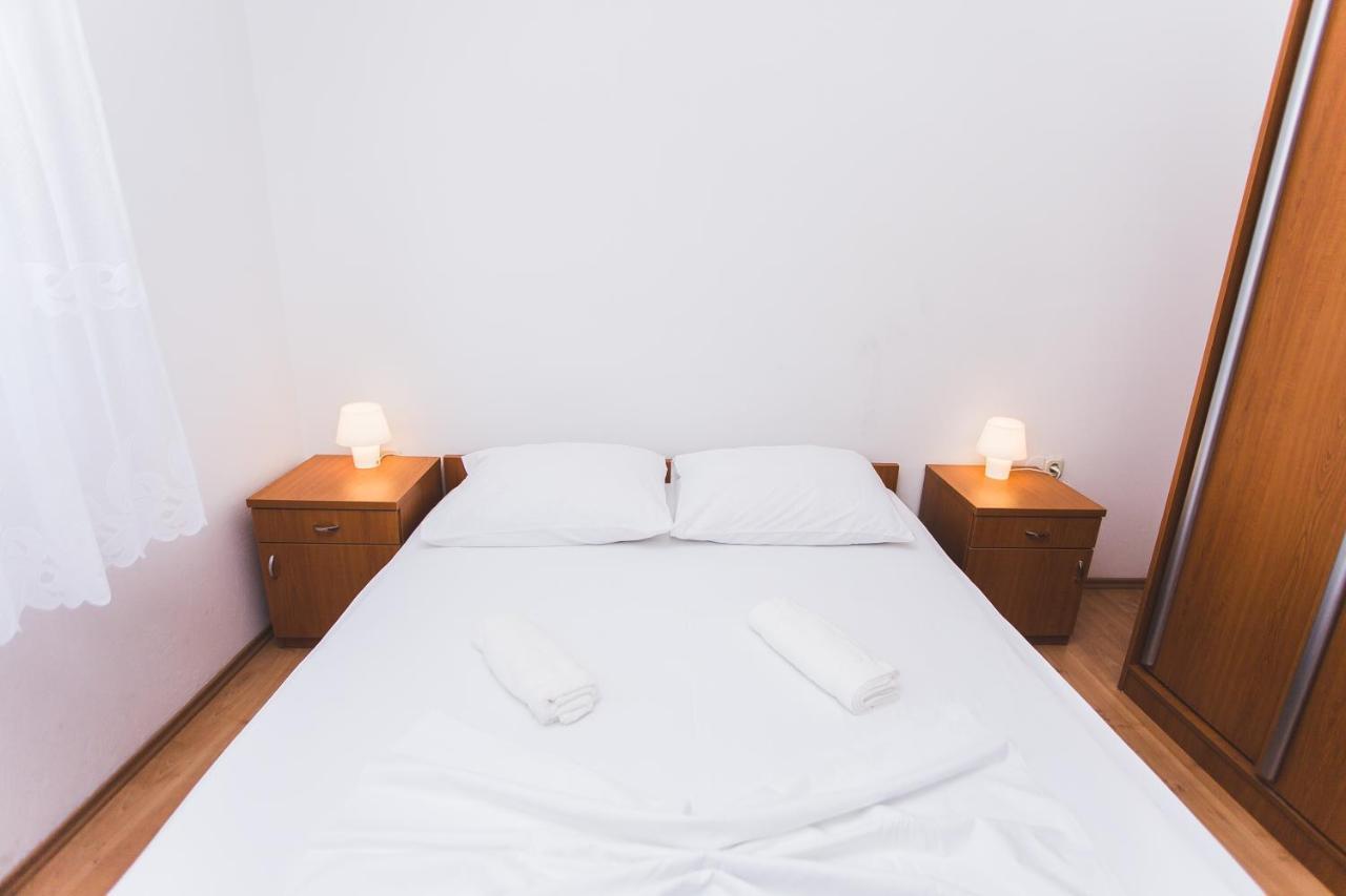 Apartmani Males Rogoznica  Dış mekan fotoğraf