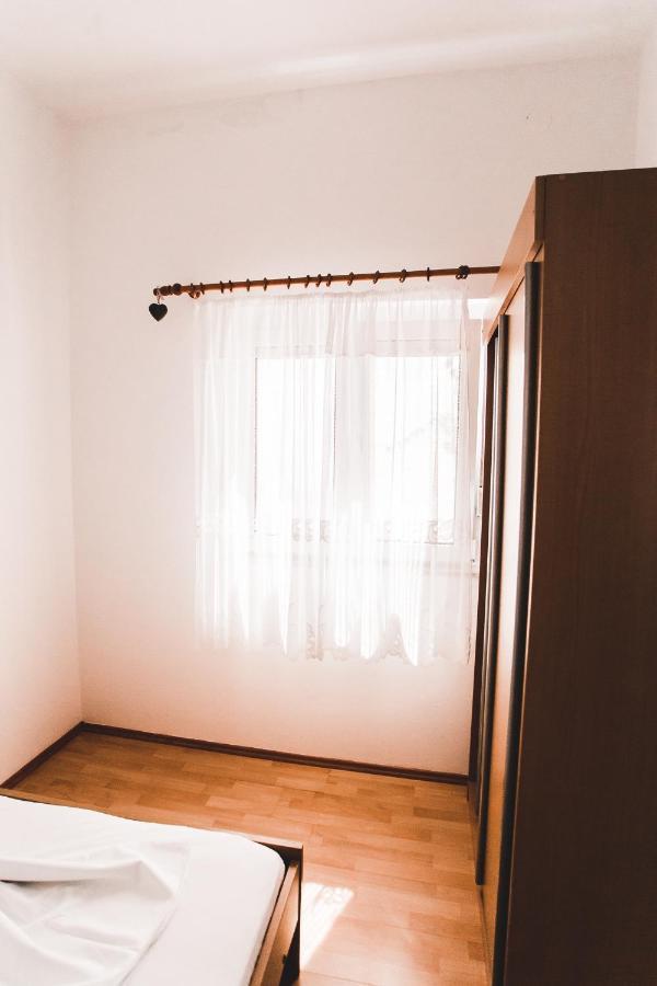 Apartmani Males Rogoznica  Dış mekan fotoğraf