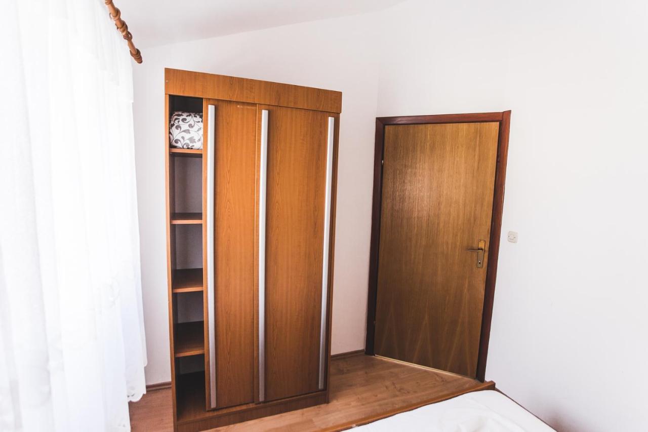 Apartmani Males Rogoznica  Dış mekan fotoğraf